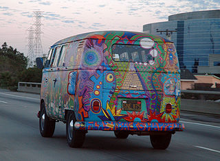 bus hippie décoré
