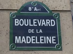 Plaque de rue du boulevard de la Madeleine