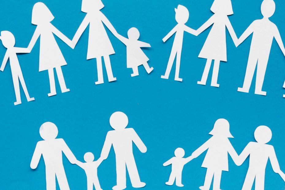 Logo représentant plusieurs familles