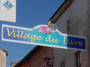 Enseigne de Cuisery, village du livre