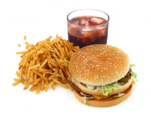 photo d'un hamburger frites et soda