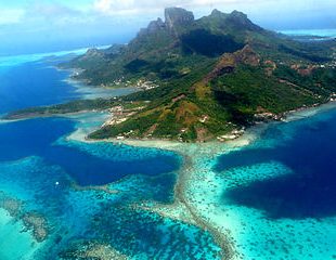 Ile de Bora Bora vue d'avion