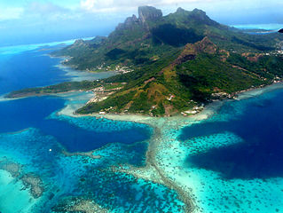 Ile de Bora Bora vue d'avion