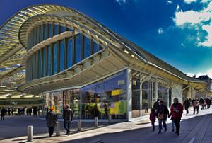 Photographie partielle de la Canopée des Halles