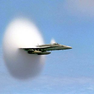 avion McDonnell Douglas F/A-18 Hornet