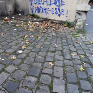 Ni dieu- déese noi maître-esse (photo tag écriture inclusive)