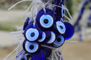 Que Signifie L Oeil Bleu Dans Les Pays Arabes Eurekoi Que Signifie L Oeil Bleu Dans Les Pays Arabes Eurekoi