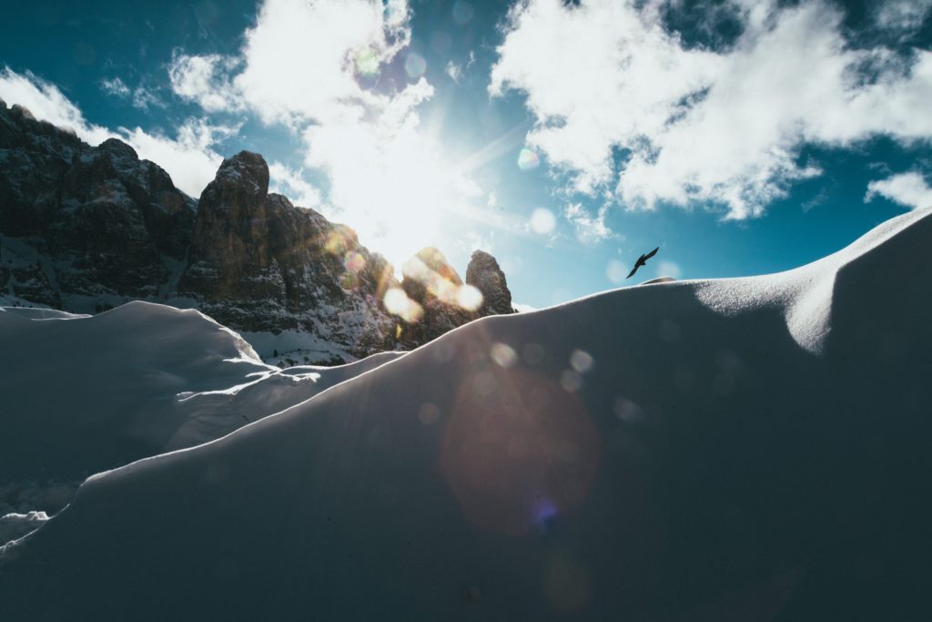 Sciences Pourquoi faitil plus froid en haut des montagnes alors qu