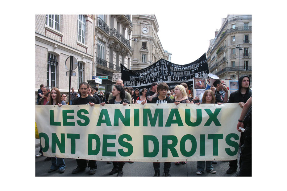 Bannière "Les animaux ont des droits" lors d'une manifestation à Paris en 2008