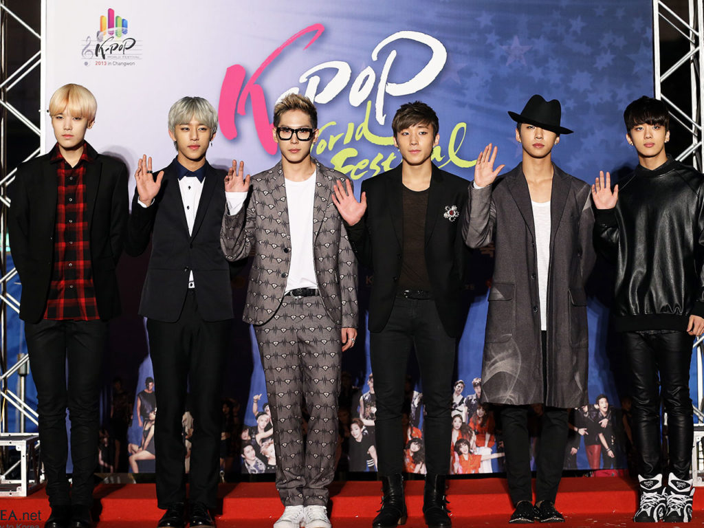 Chanteurs coréens dans un groupe de K-pop