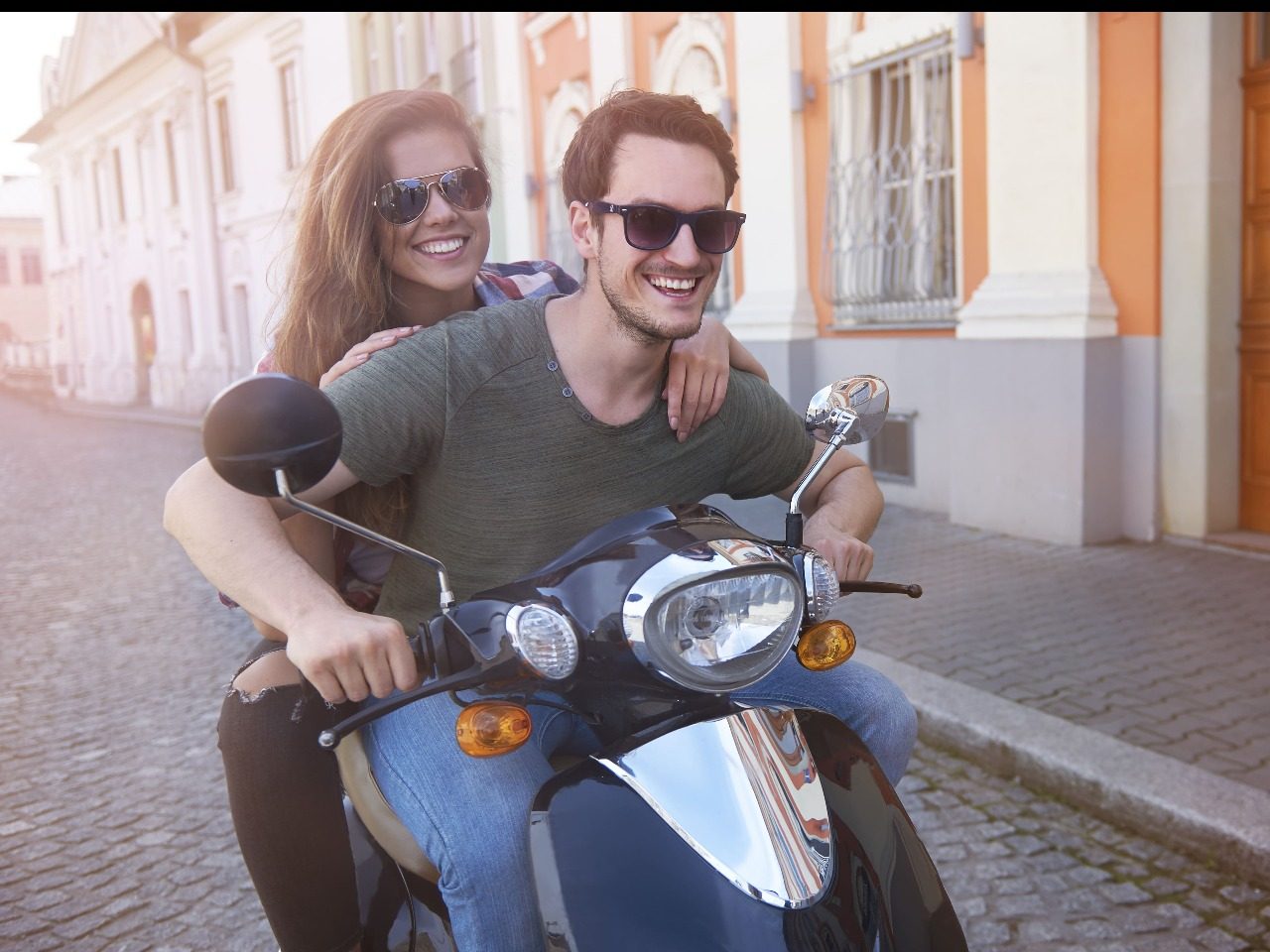 Couple en train de rouler