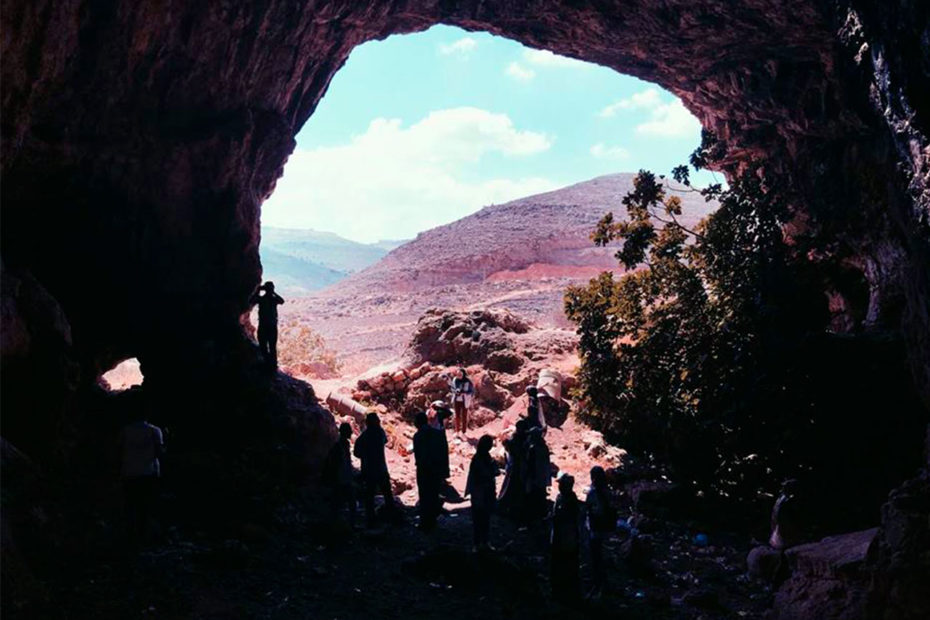 La grotte de Shuqba dans le Wadi en-Natuf ayant une occupation du Natoufien récent, site où la culture natoufienne a été identifiée en premier