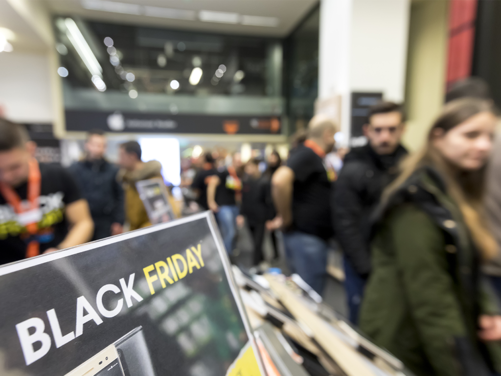 Affluence dans un magasin pendant le "Black friday'