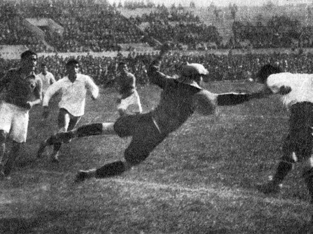 Joueurs de football lors du match France - Chili  le 19 juillet 1930