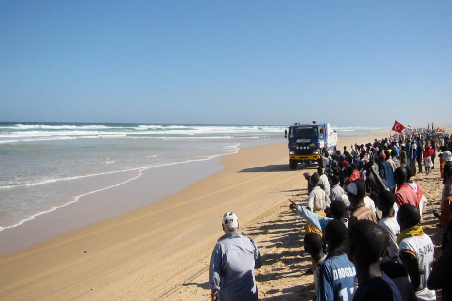 Course du Paris-Dakar à Niaga au Sénégal