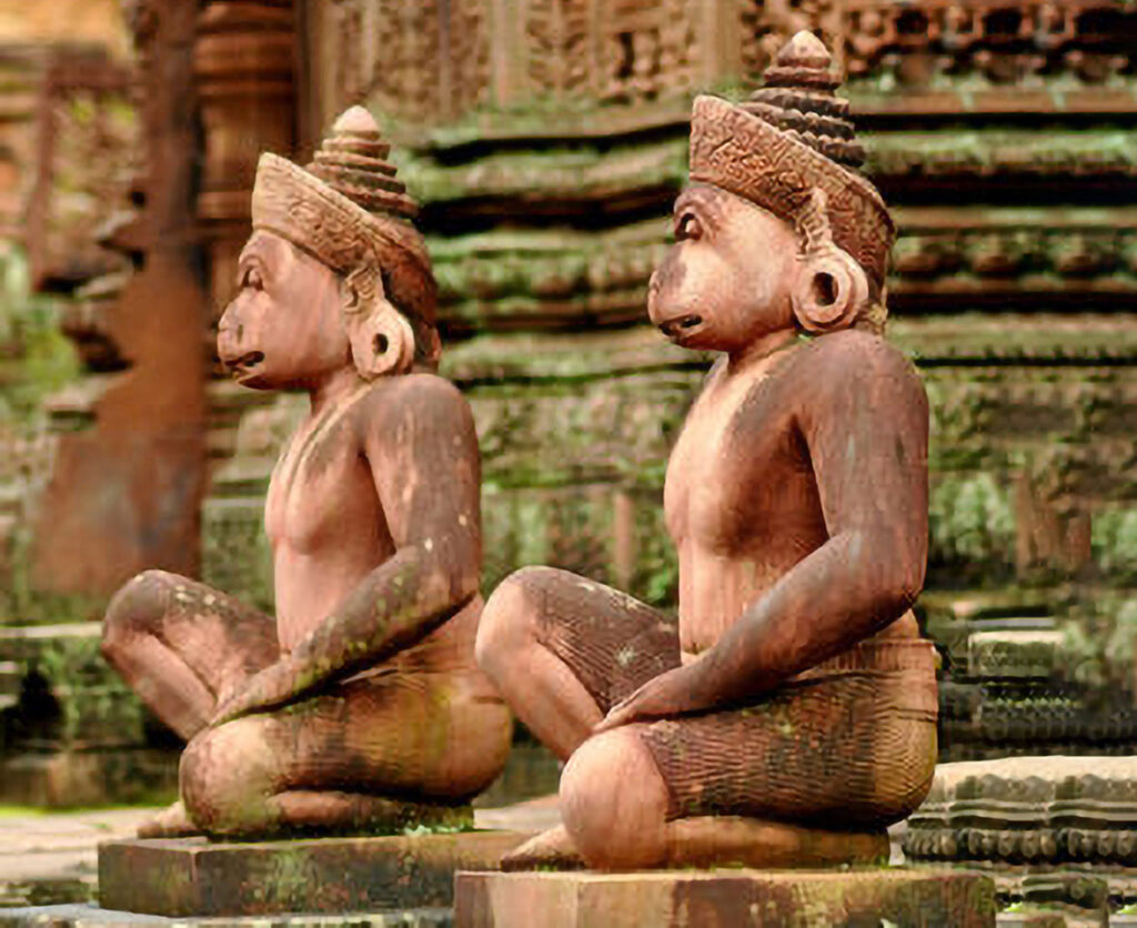 2 Sculptures à Banteay Srei au Cambodge