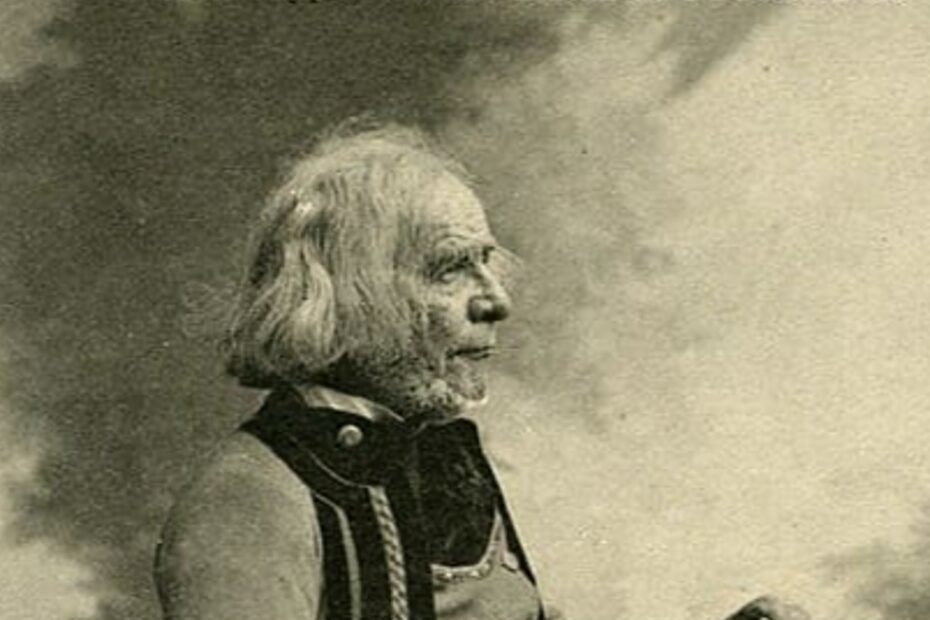Carte postale en noir et blanc de de Joseph-Marie Villard, "Vieux breton de Plogonnec vers 1920".